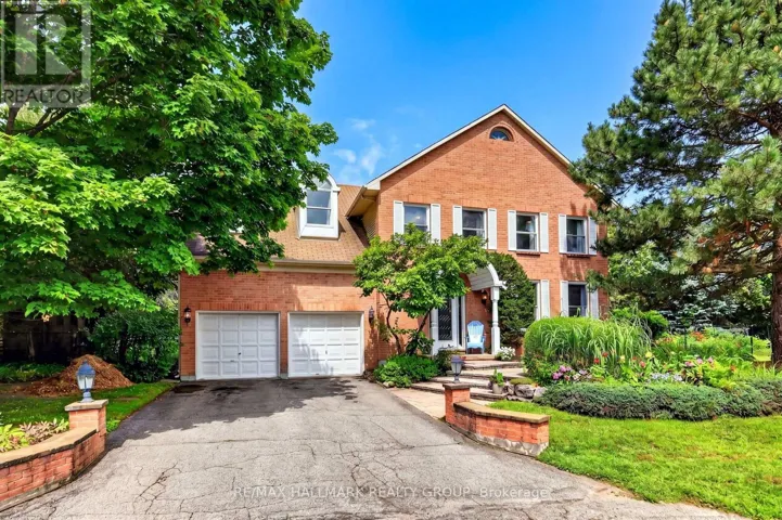 9 KINTAIL COURT, Ottawa, Ontario K2S1G8