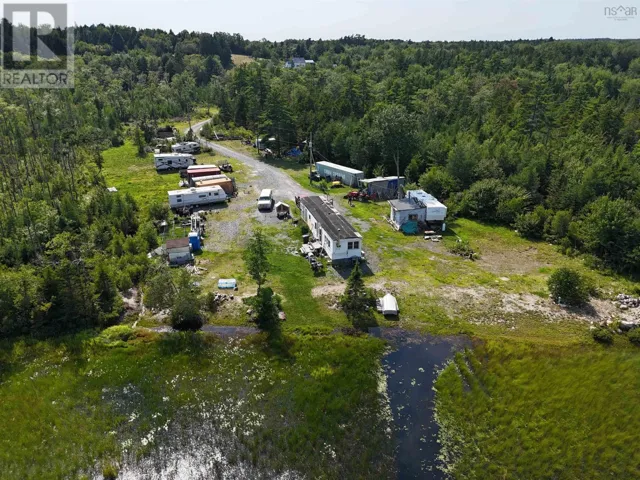 73 Somerset Road, Italy Cross, Nova Scotia B4V0M1