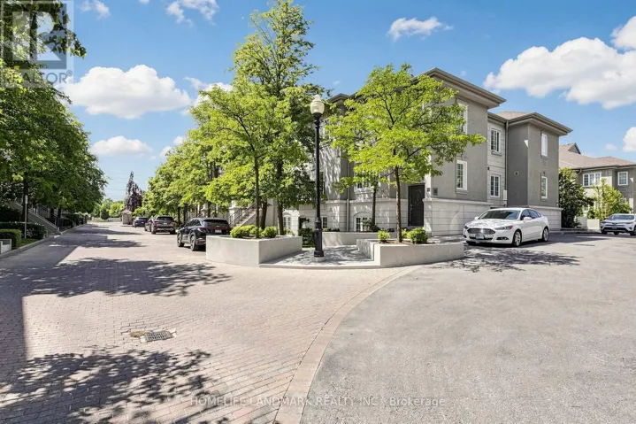 B29 - 108 FINCH AVENUE W, Toronto (Newtonbrook West), Ontario M2N6W6