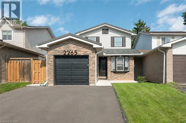 2265 MIDDLESMOOR Crescent, Burlington, Ontario L7P3X2