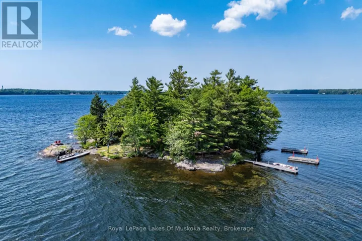 1 ISLAND 2SL ISLAND, Gravenhurst (Morrison), Ontario P1P1R1