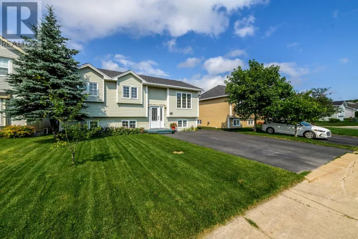 4 Panoramic Place, Paradise, Newfoundland & Labrador A1L1K4