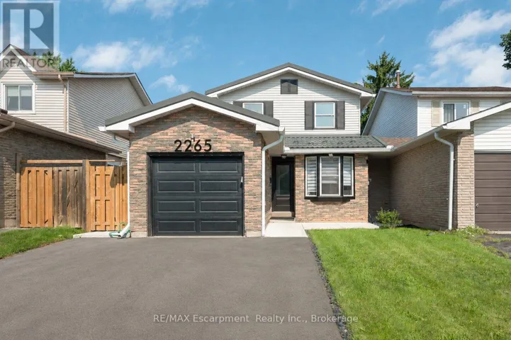 2265 MIDDLESMOOR CRESCENT, Burlington (Brant Hills), Ontario L7P3X2
