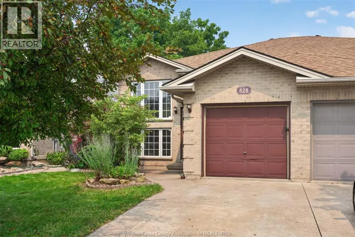 828 MICHAEL DRIVE, Tecumseh, Ontario N8N5A3