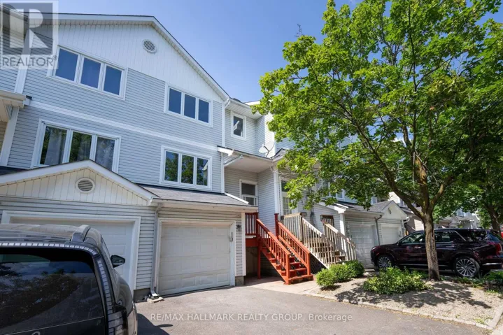 3 SETH PRIVATE, Ottawa, Ontario K1K4R6