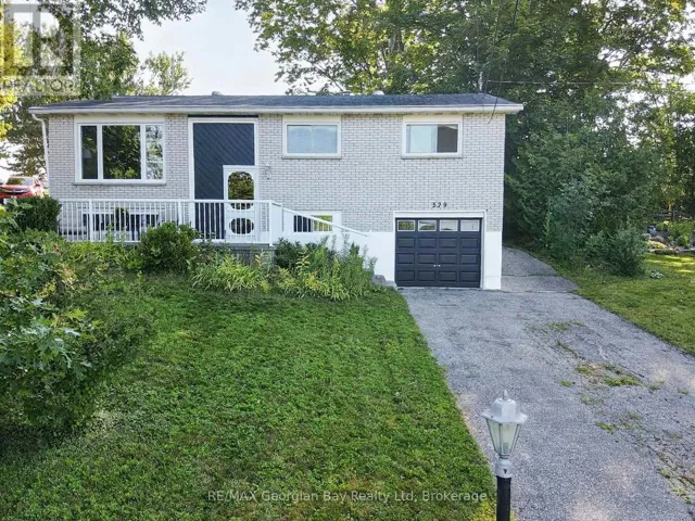 329 CHURCH STREET, Penetanguishene, Ontario L9M1G5