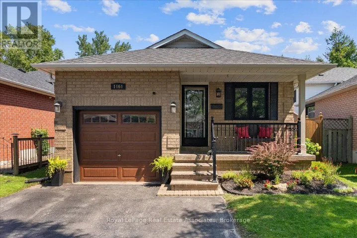 1464 TROWBRIDGE DRIVE, Oshawa (Centennial), Ontario L1G7R7