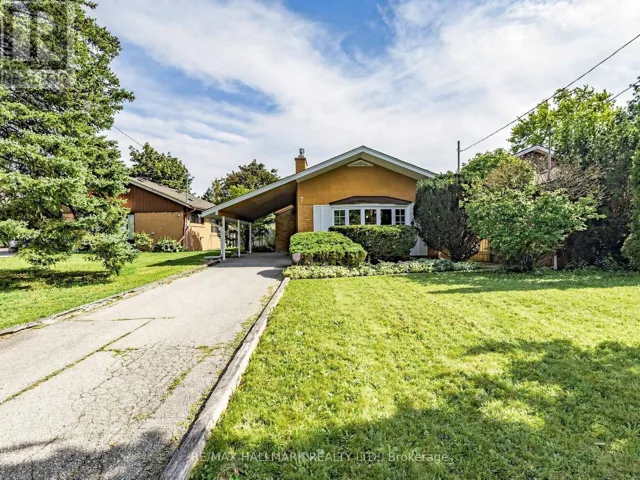 7 PANMURE CRESCENT, Toronto (Bendale), Ontario M1K4Y5