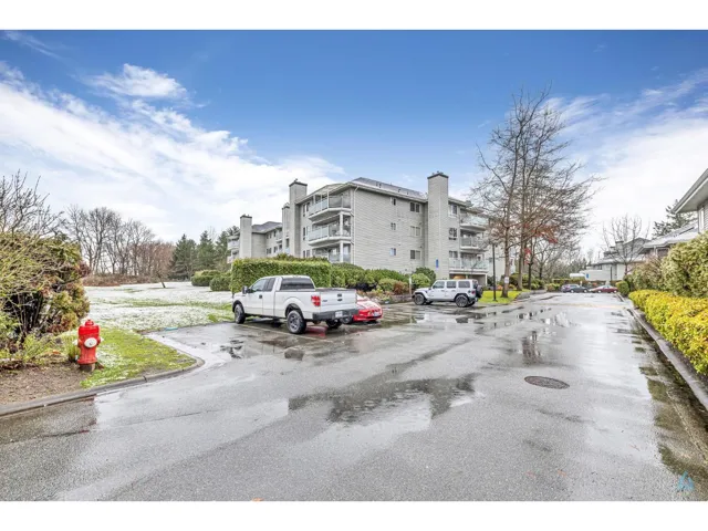307 13680 84 AVENUE, Surrey, British Columbia V3W0T6