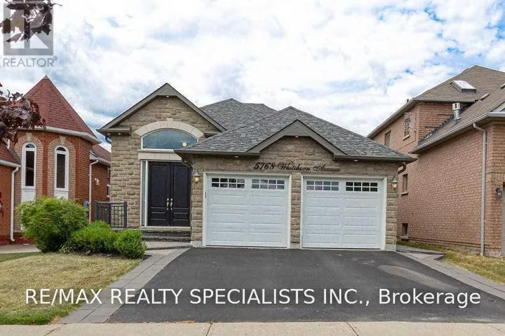 LOWER - 5768 WHITEHORN AVENUE, Mississauga (East Credit), Ontario L5V1W1