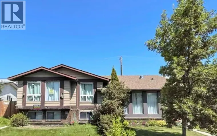 5410 Temple Road NE, Calgary, Alberta T1Y3B2