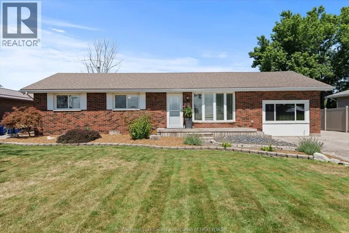 561 COUNTY RD 2, Lakeshore, Ontario N8L1J9