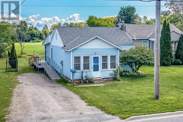 323 WILLIAM STREET, Midland, Ontario L4R4G2
