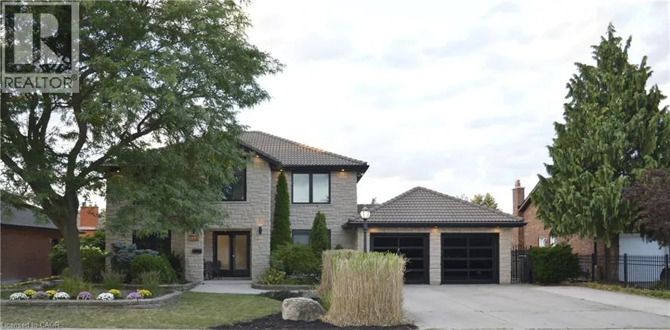 176 ALBION FALLS Boulevard, Hamilton, Ontario L8W1R6