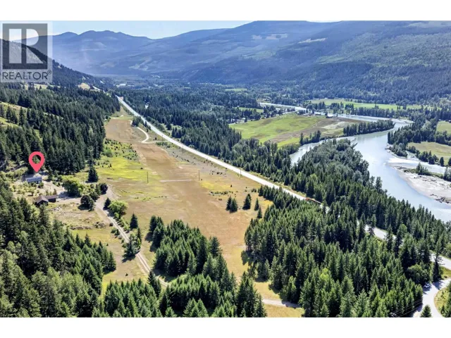 1711 Burman Road, Clearwater, British Columbia V0E1N0