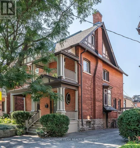 139 FOURTH AVENUE, Ottawa, Ontario K1S2L3
