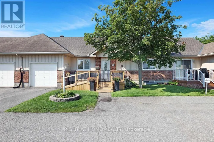 527 PUMPKIN PATCH PRIVATE, Ottawa, Ontario K0A2Z0