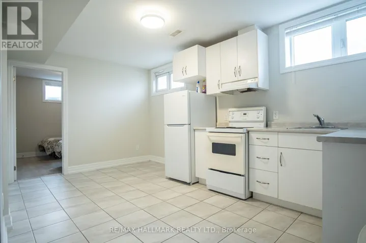 BASEMENT 1 - 35 ROBERTA DRIVE, Toronto (Englemount-Lawrence), Ontario M6A2J6