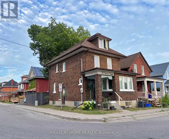 MAIN - 62 HAROLD STREET, Oshawa (Central), Ontario L1H4Y3