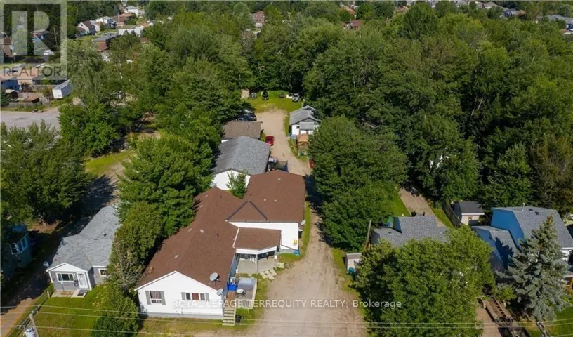 9 - 550 LAKESHORE DRIVE, North Bay (Ferris), Ontario P1A2E6