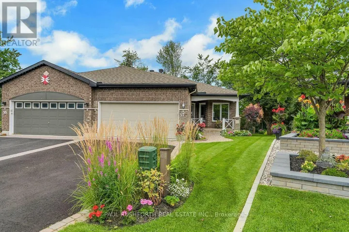 57 WATERTHRUSH CRESCENT, Ottawa, Ontario K2M2T8