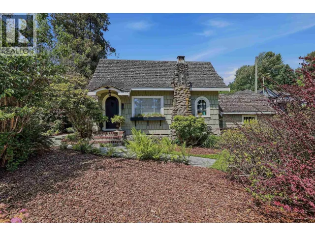 359 IOCO ROAD, Port Moody, British Columbia V3H2V9
