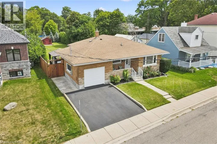 49 EAST Street, Cambridge, Ontario N1R4P2