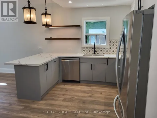 UPSTAIRS - 195 OAKMOUNT ROAD N, Toronto (High Park North), Ontario M6P2N1