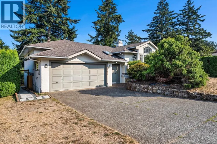 4205 Wakefield Pl, Saanich, British Columbia V8N6E6