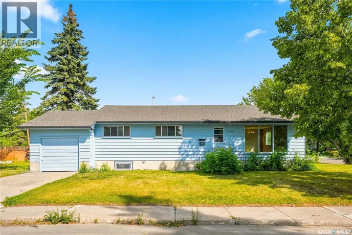 1401 10th STREET E, Saskatoon, Saskatchewan S7H0J4