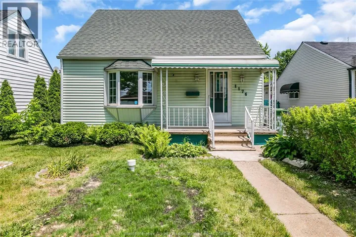 1176 CALIFORNIA AVENUE, Windsor, Ontario N9B2Z9
