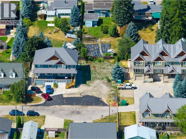 701 Center Street, Revelstoke, British Columbia V0E2S0