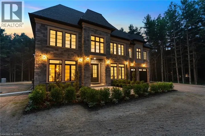 5 WEST HARRIS Road, Brantford, Ontario N3T5L4
