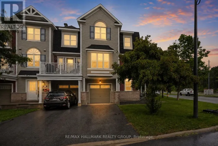 588 FOXLIGHT CIRCLE, Ottawa, Ontario K2M0L9