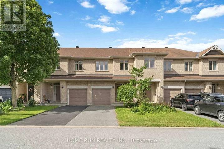 230 BADGELEY AVENUE, Ottawa, Ontario K2T0A4