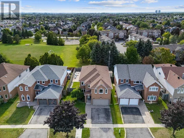 989 DEER VALLEY DRIVE, Oshawa (Northglen), Ontario L1J8N2