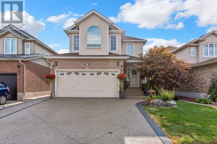 913 COPPER LEAF CRESCENT, Kitchener, Ontario N2E3W1