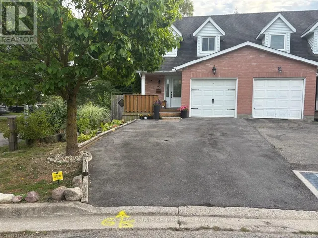 40 CAPRICE COURT, Kitchener, Ontario N2M5M2