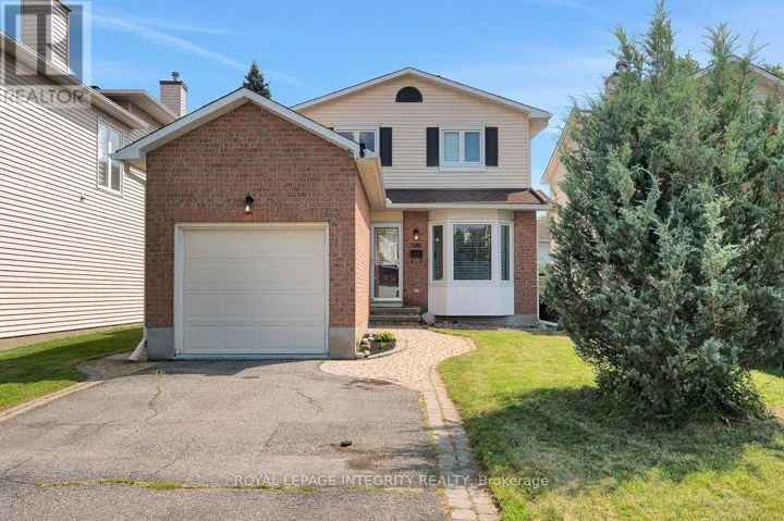390 OAKLAWN CRESCENT, Ottawa, Ontario K4A3J3