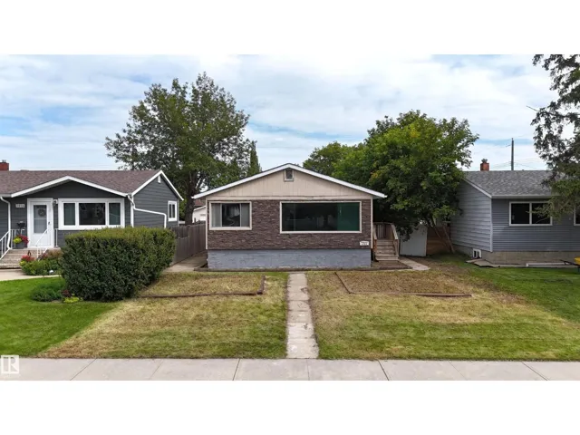 7311 77 ST NW, Edmonton, Alberta T6C2L3