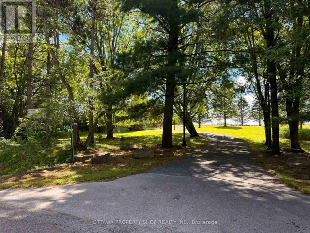 3031 GREENLAND ROAD, Ottawa, Ontario K0A1T0