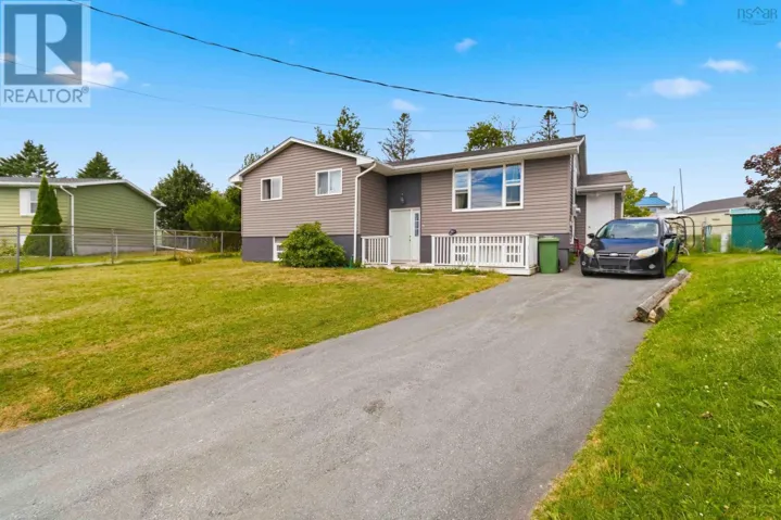62 Shalimar Crescent, Dartmouth, Nova Scotia B2W4L8