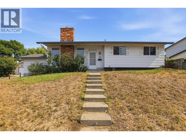 284 Arrowstone Drive, Kamloops, British Columbia V2C1P7