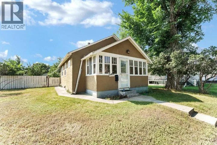 1165 Yuill Street SE, Medicine Hat, Alberta T1A0Z4