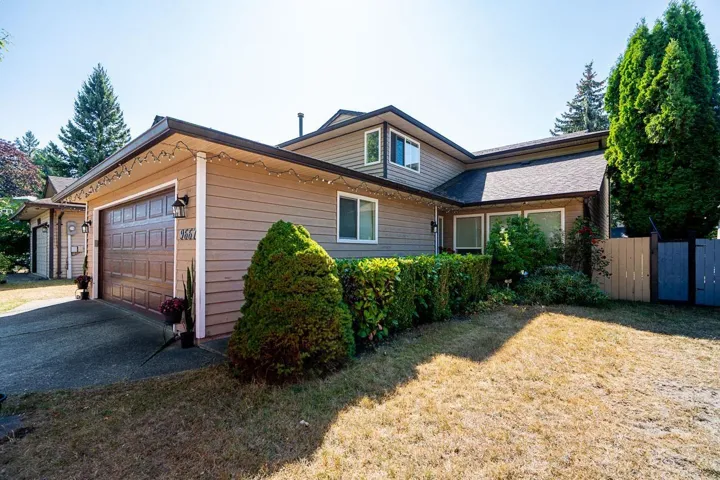 9667 155 STREET, Surrey, British Columbia V3R7Y9