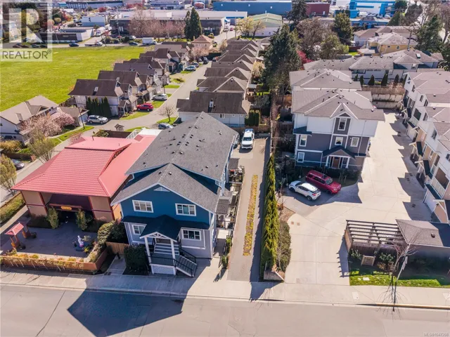 4 937 Colville Rd, Esquimalt, British Columbia V9A4P4