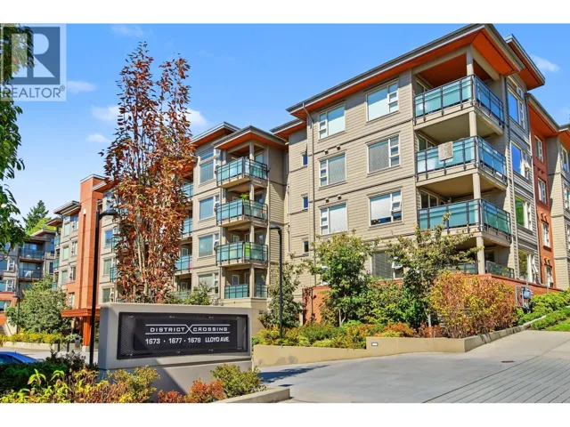 210 1677 LLOYD AVENUE, North Vancouver, British Columbia V7P0B1