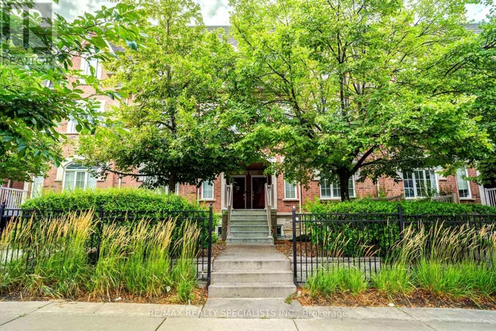 11 - 615 SHORELINE DRIVE, Mississauga (Cooksville), Ontario L5B4K4