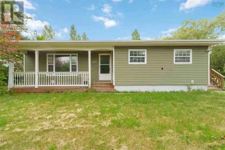 127 Highland Avenue, Wolfville, Nova Scotia B4P1Z8