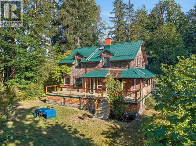 6565/6553 Fitzgerald Rd, Merville, British Columbia V9J1N7